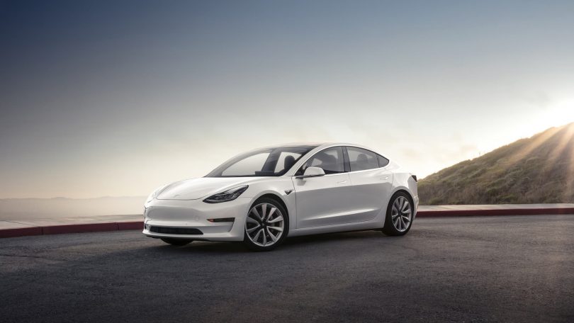 Gana un Tesla model 3 gratis